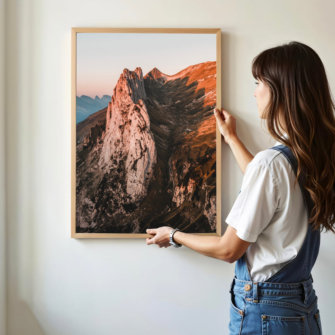  Dramatic mountain landscape wall art print capturing Saxer Lücke’s sharp ridges at dusk.